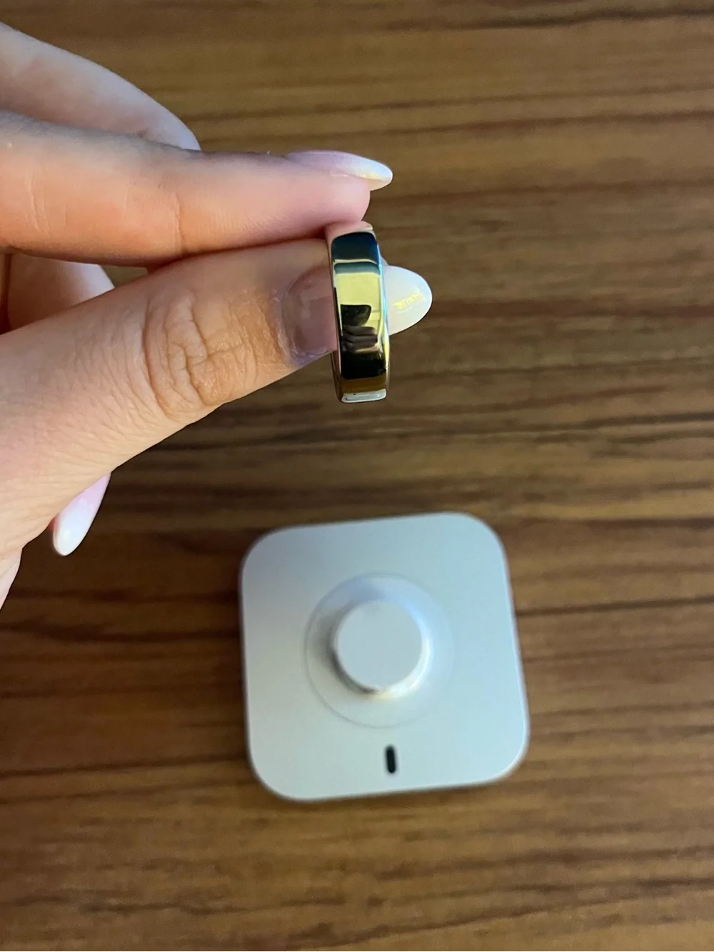 Oura 5 Gold in Size 8